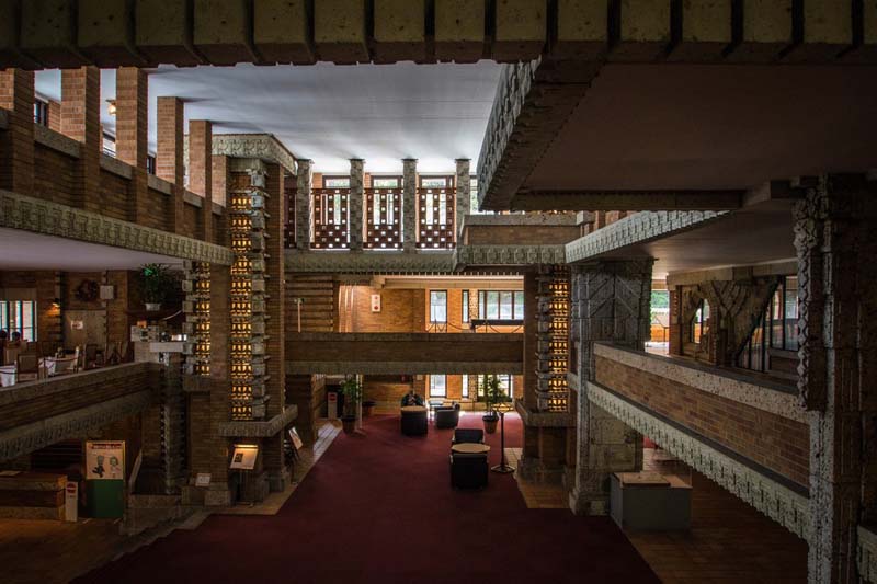 a three-level interior courtyard lobby